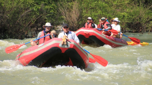 Mulberry River Rafting in AR with Byrd's Adventure Center